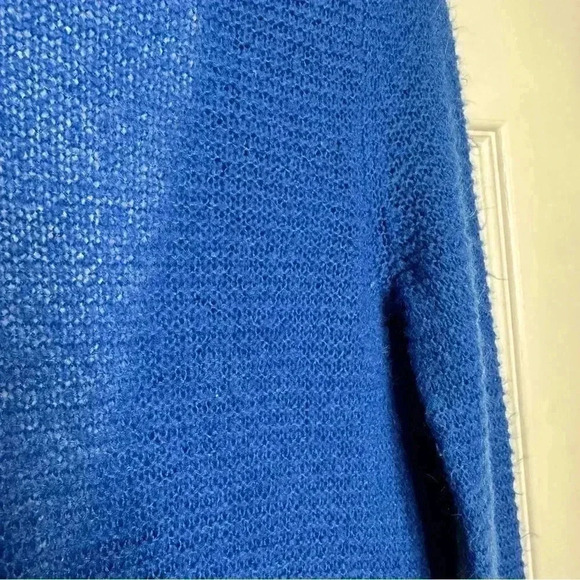 Cardigan Knit  Blue Size Medium - Picture 12 of 16